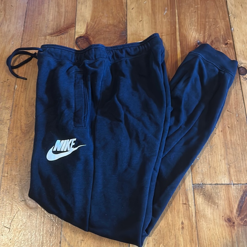 Nike womens sweat pants